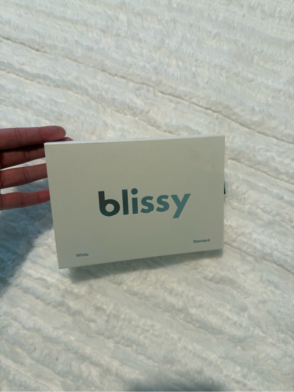 Blissy White Bliss Women Accessories Box